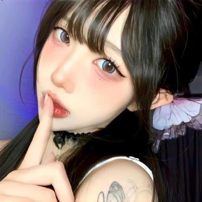 女孩2 海报